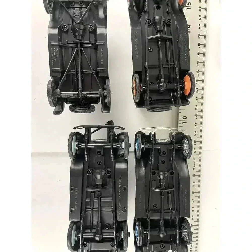 Lot of 7 Diecast Maisto Chevy Ford Model T Toy Cars‎ Collectibles